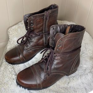 Steve Madden Combat Boots Girl’s 4 (Women’s 6)